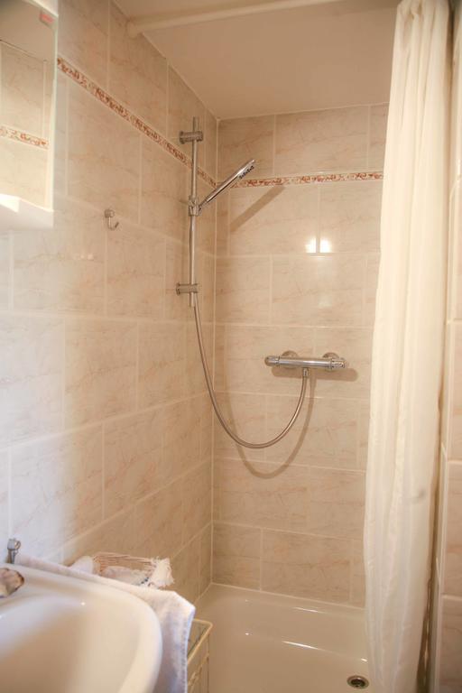 Gaestehaus Cheval Blanc Lorch am Rhein Εξωτερικό φωτογραφία